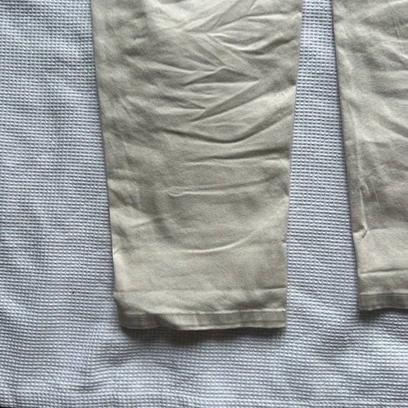 RW&Co beige denim like texture pants, size 4 - Picture 7 of 8